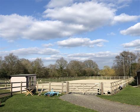 Find trusted Equestrian Stable for free in <strong>Potters Bar</strong> – read genuine reviews from 4 million customers. . Livery yards potters bar